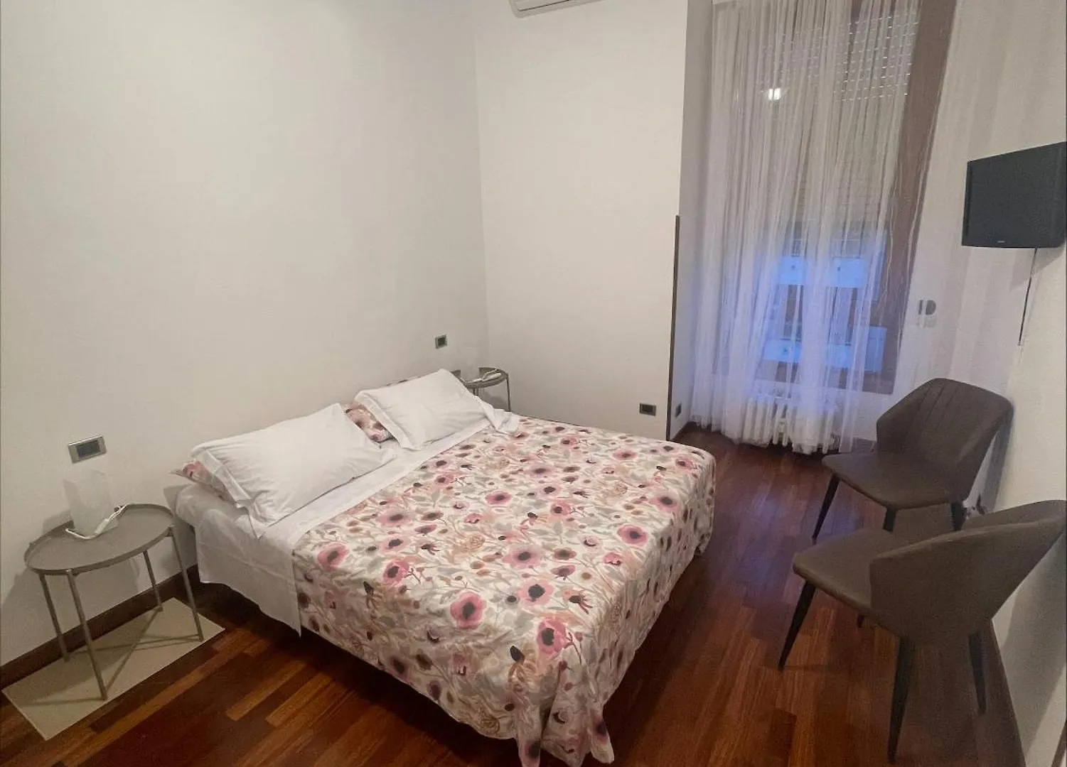 아파트호텔 밀라노  아파트 호텔